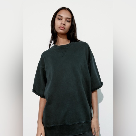 Zara Tops - ZARA WASHED EFFECT SHORT SLEEVE PLUSH SWEATSHIRT